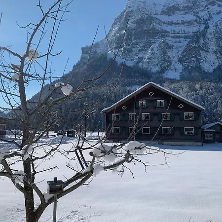 Appartement Holiday Geser Comfortable Vacation